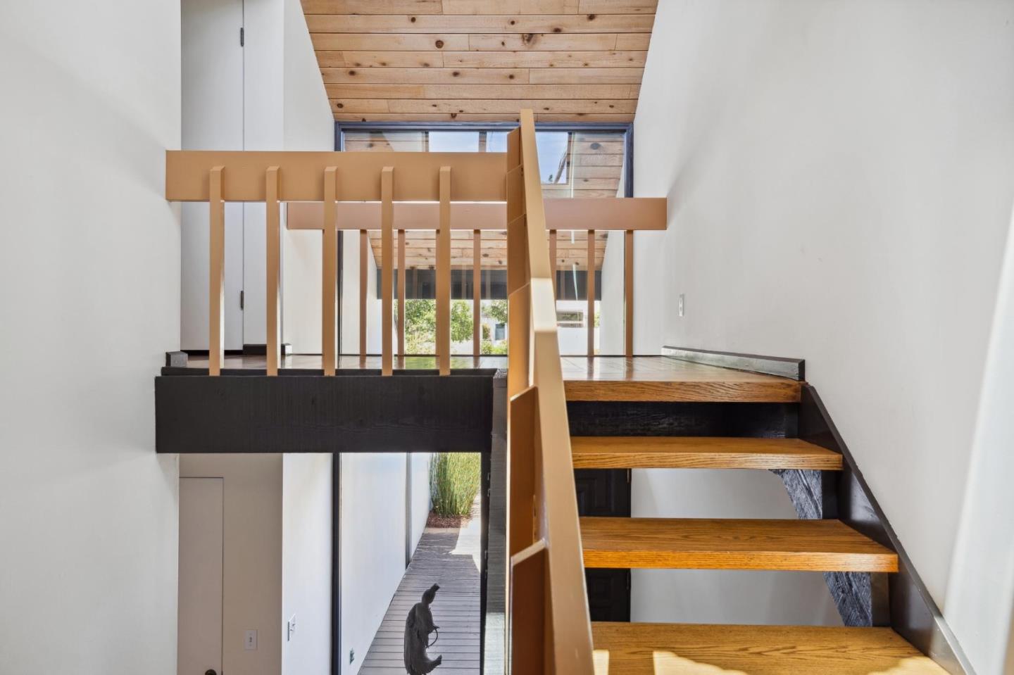 5 Spyglass Woods Drive