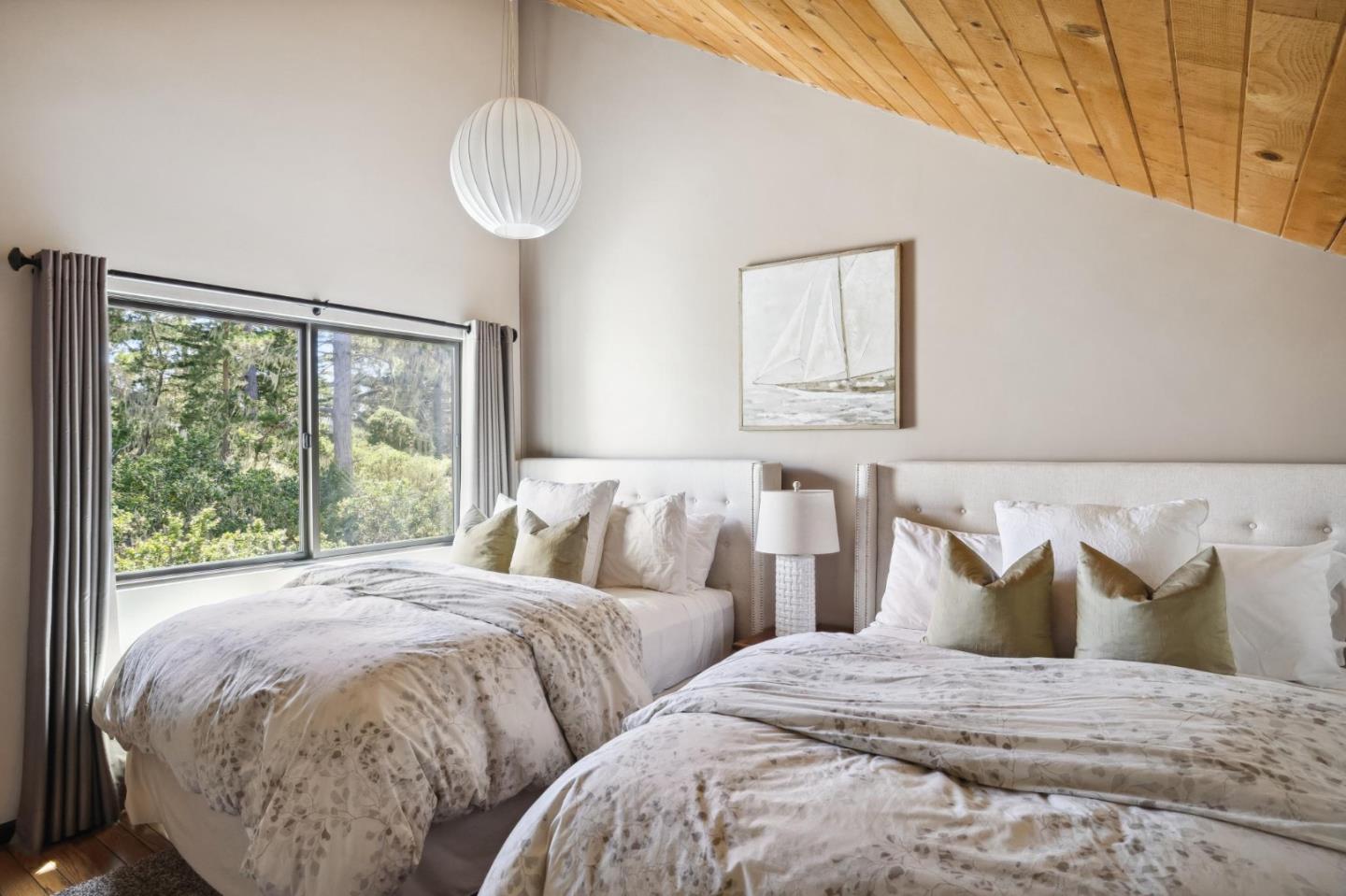 5 Spyglass Woods Drive