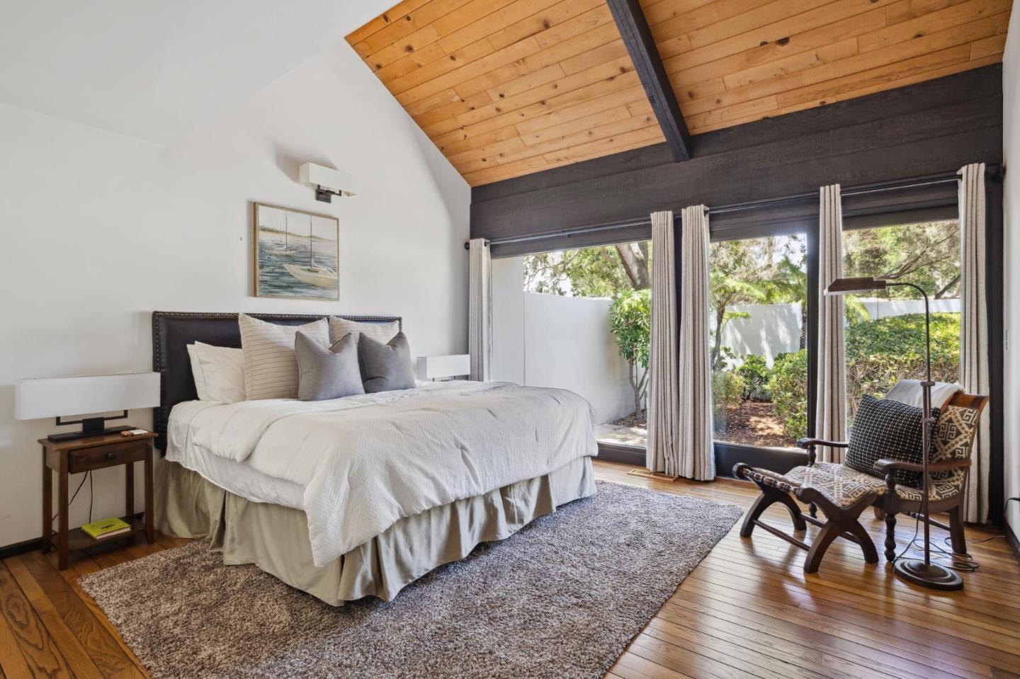 5 Spyglass Woods Drive