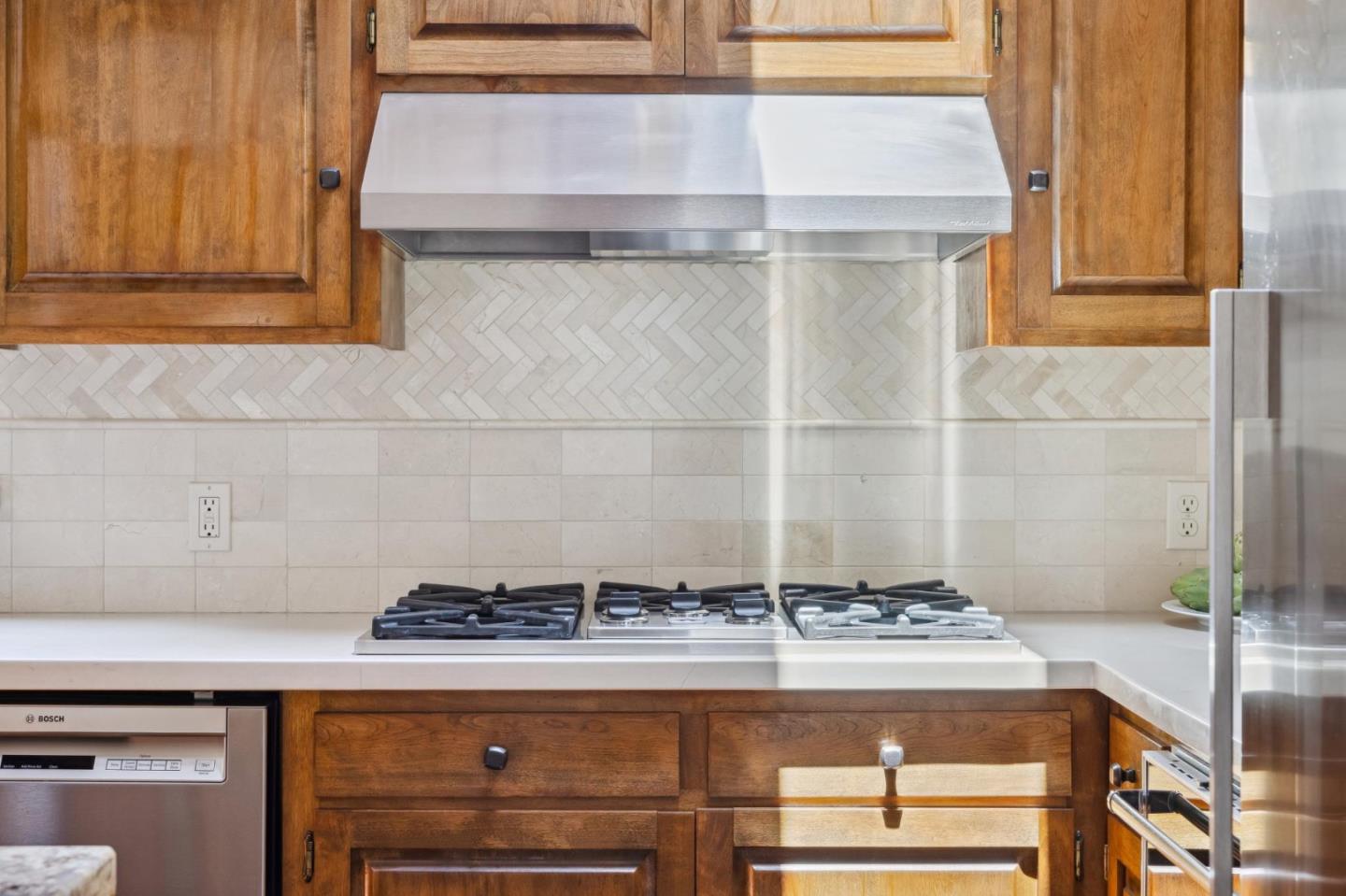 5 Spyglass Woods Drive