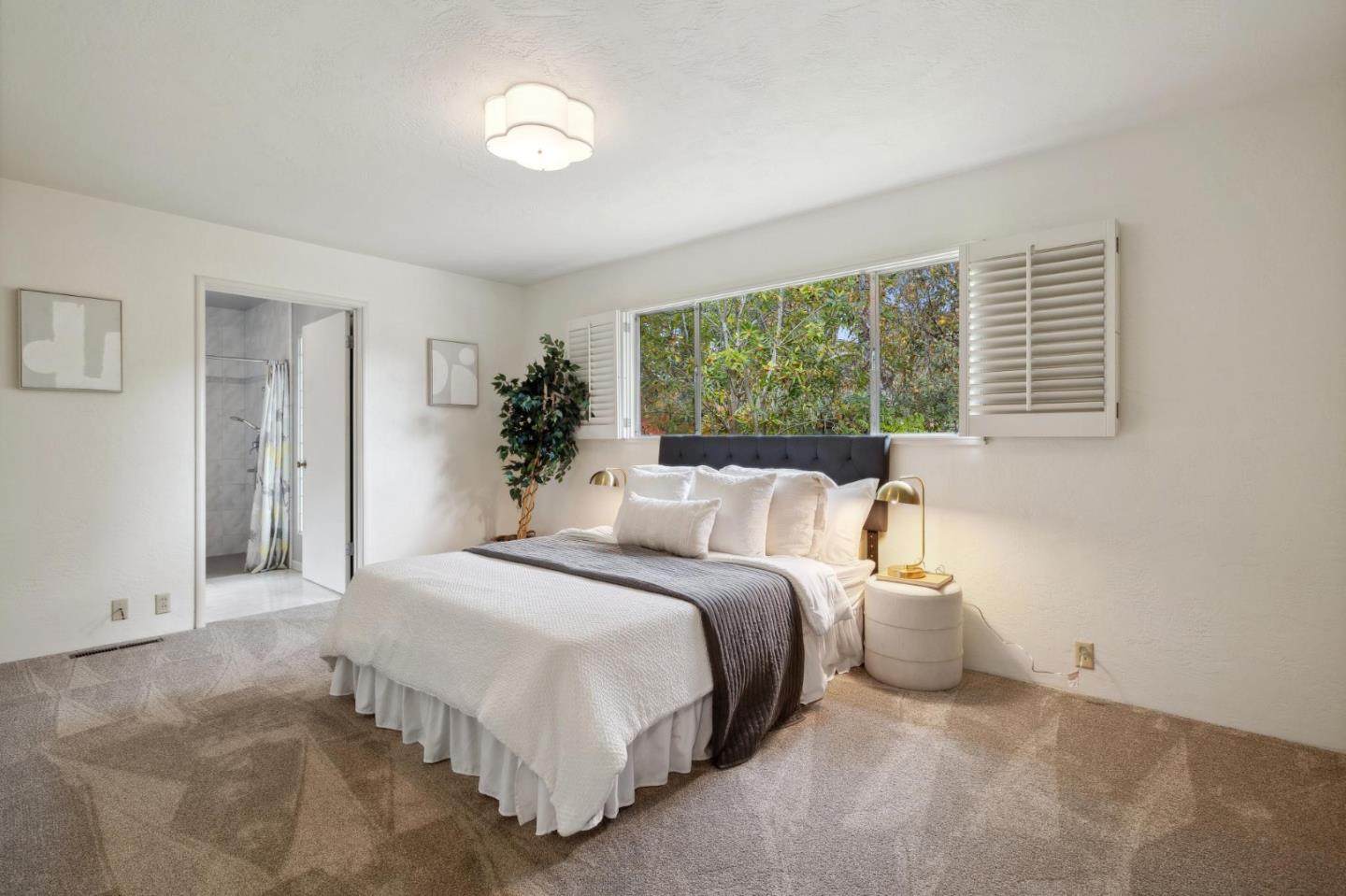 1109 Arroyo DR