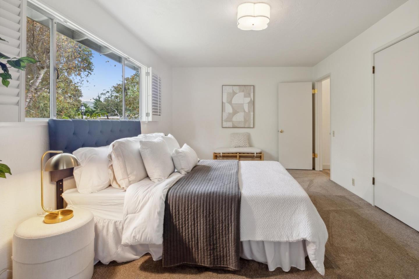 1109 Arroyo DR