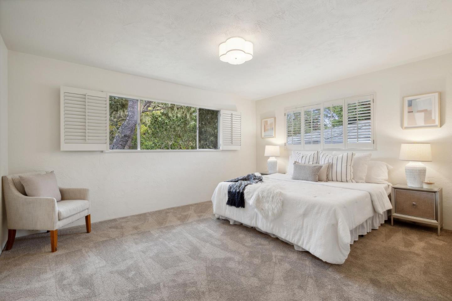 1109 Arroyo DR