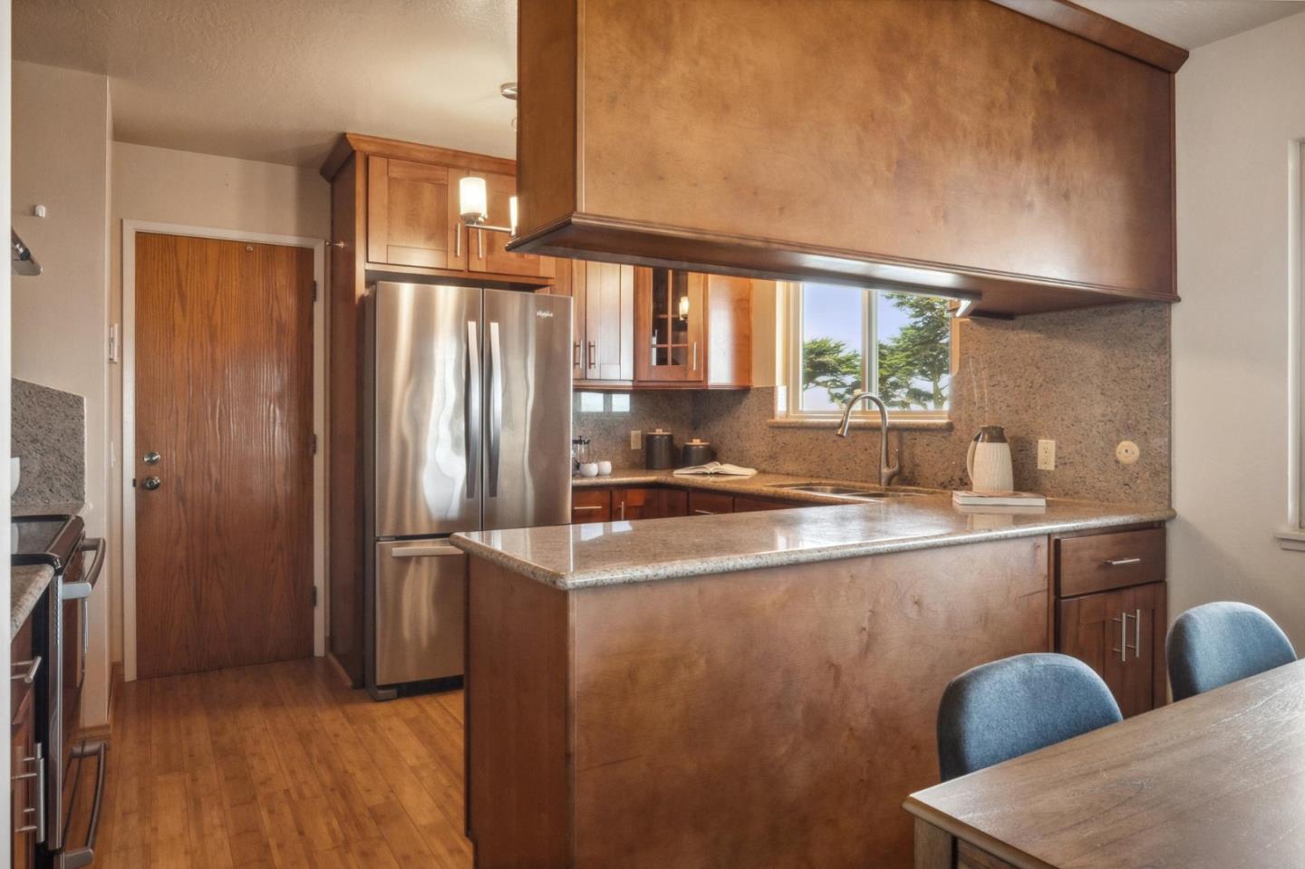 1261 Ocean View BLVD