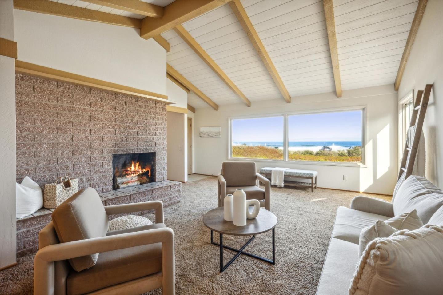 1261 Ocean View BLVD