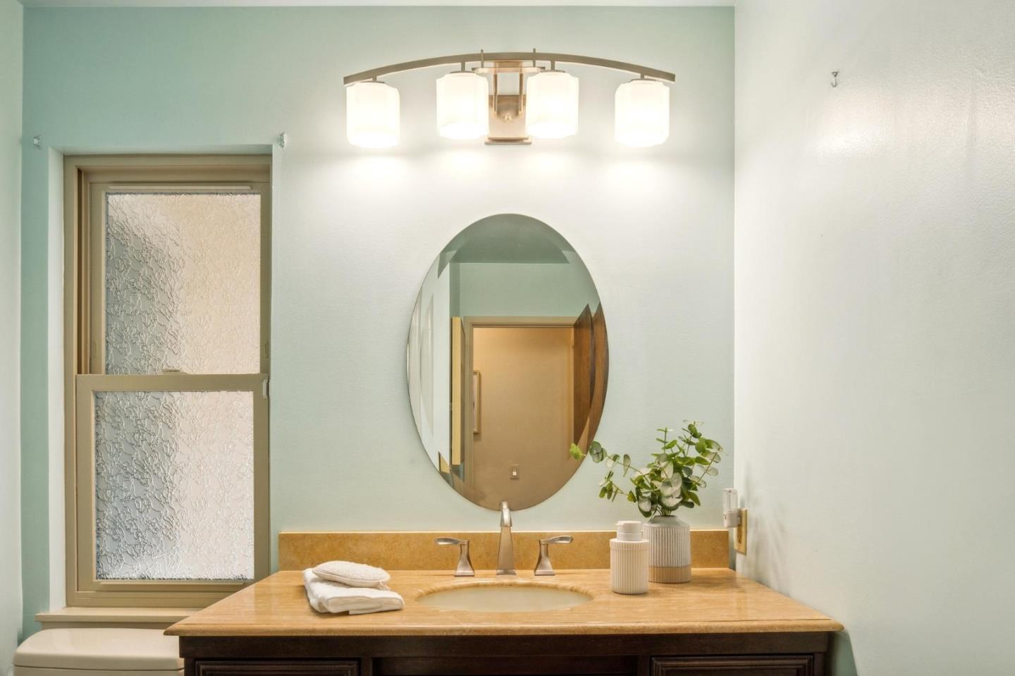 1261 Ocean View BLVD