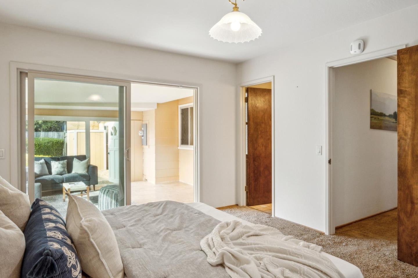 1261 Ocean View BLVD