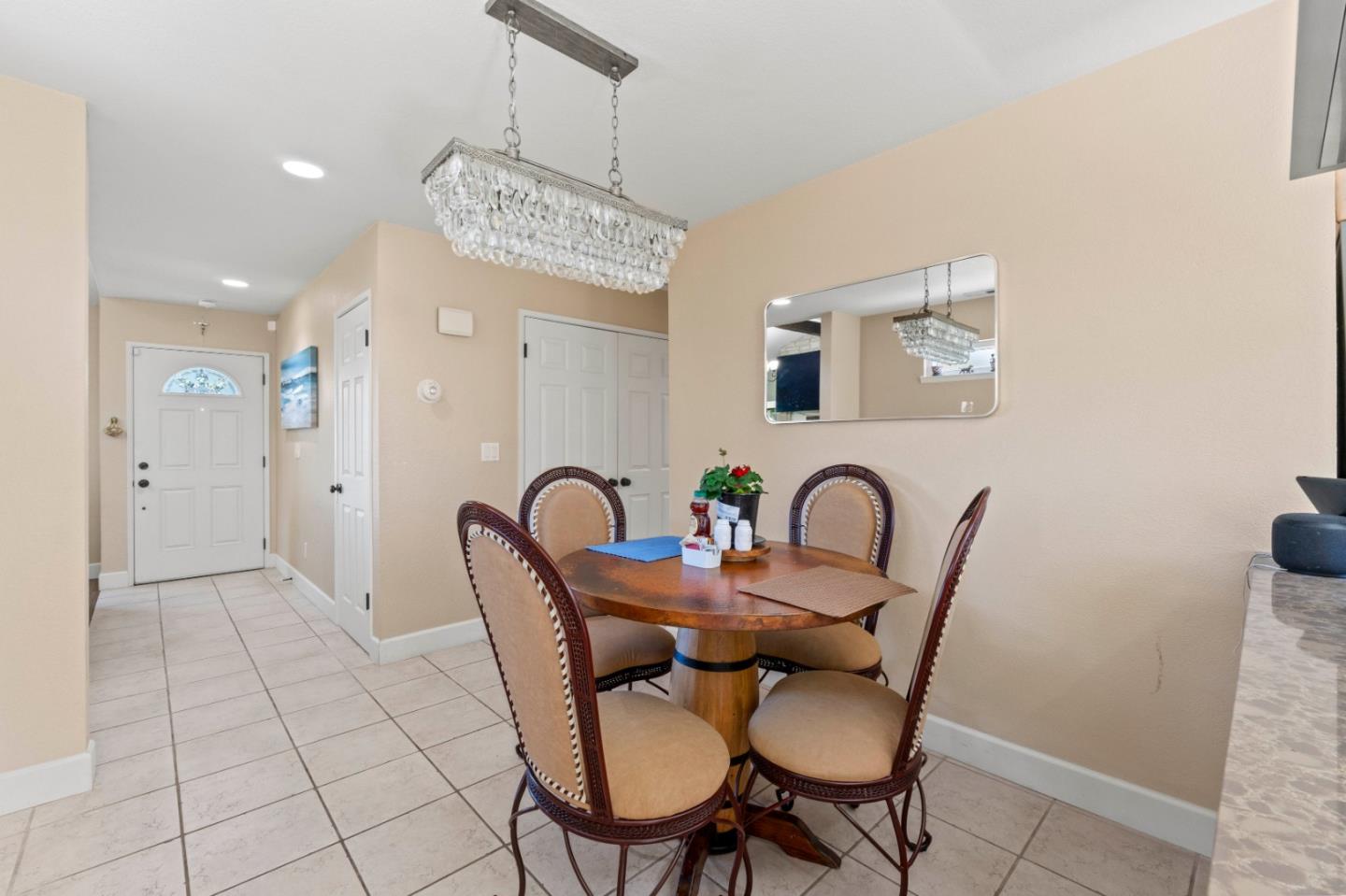 1055 Olympic Lane 16