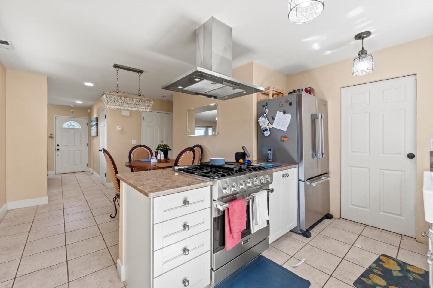 1055 Olympic Lane 16