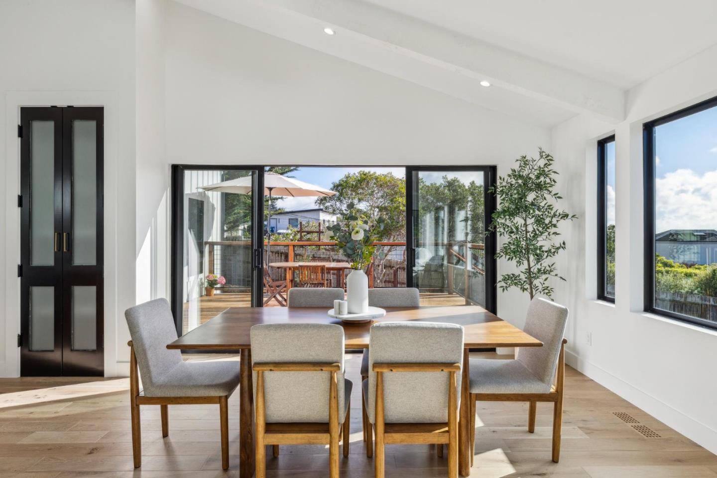 161 Riviera Drive