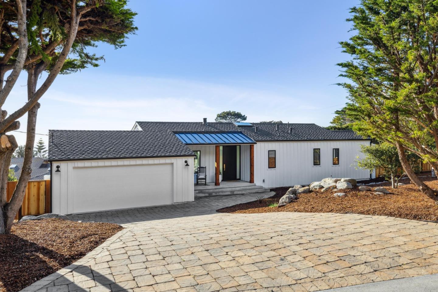 161 Riviera Drive