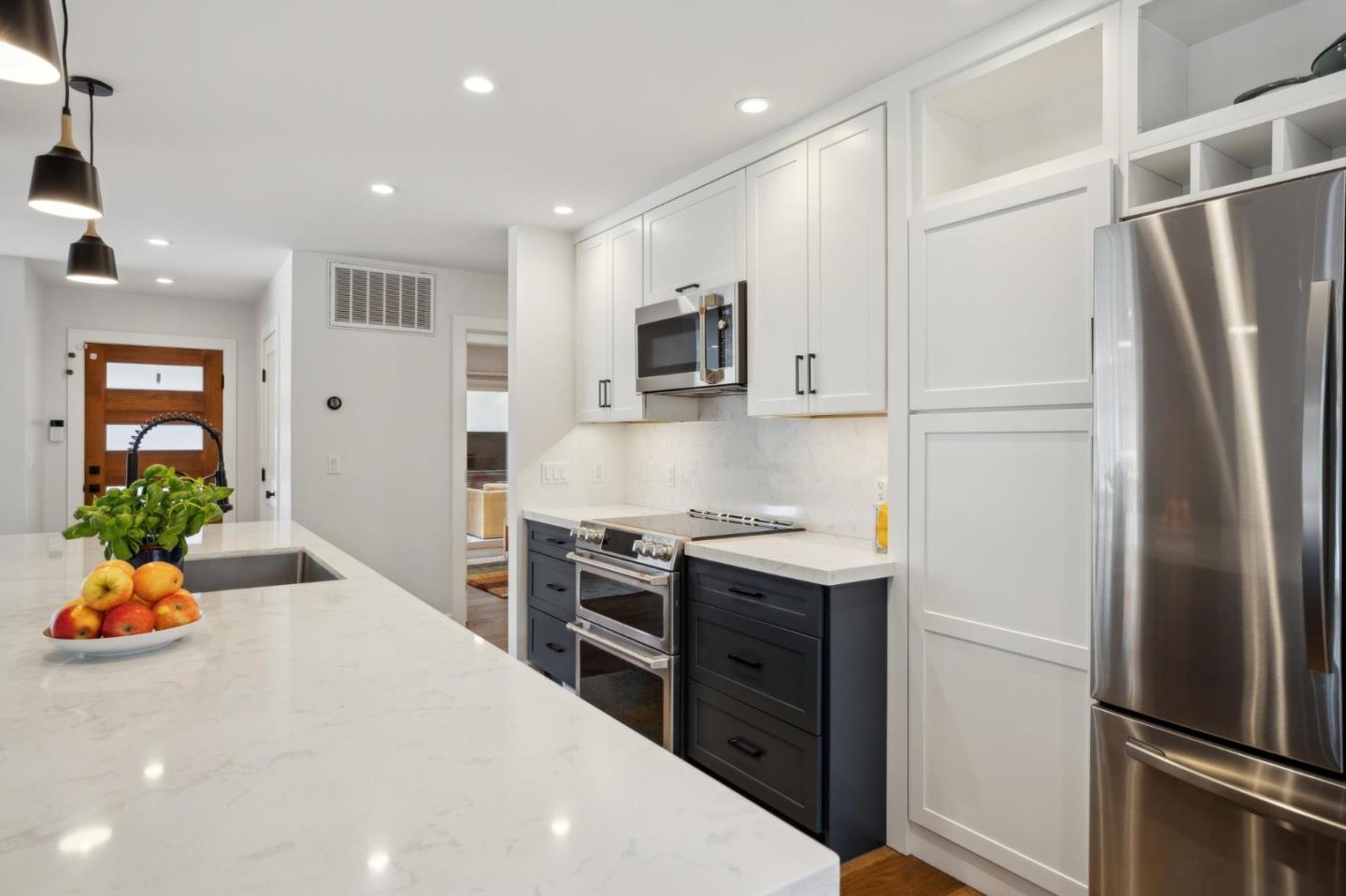 4095 Sunset Lane