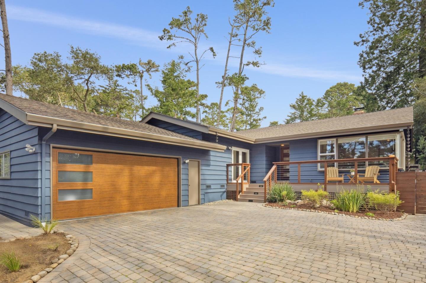 4095 Sunset Lane