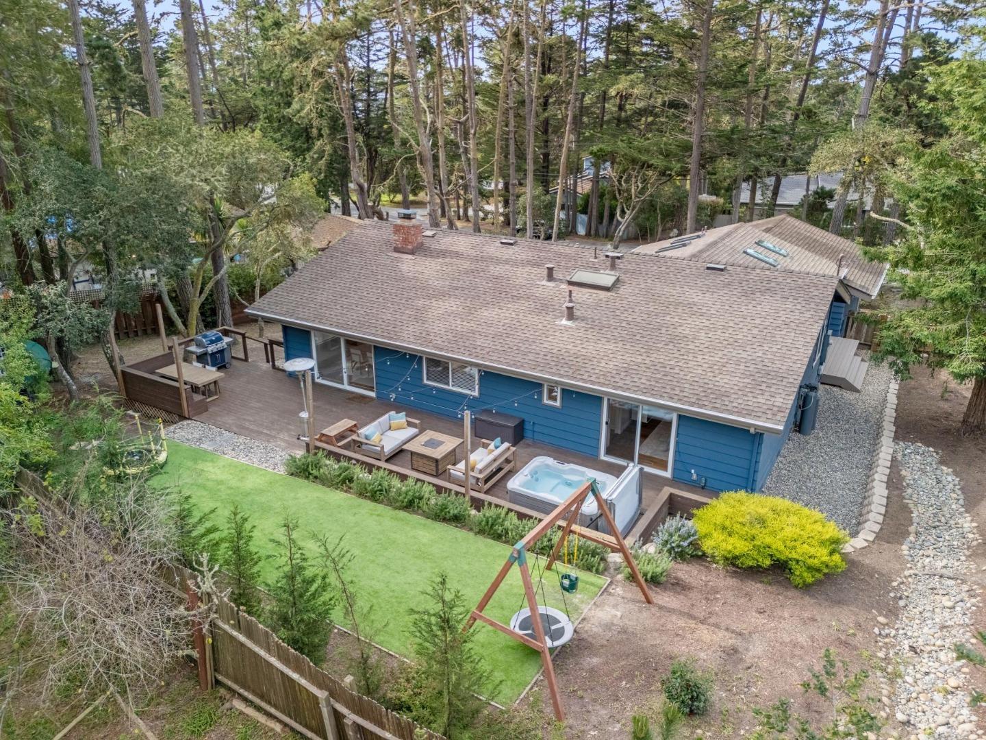 4095 Sunset Lane