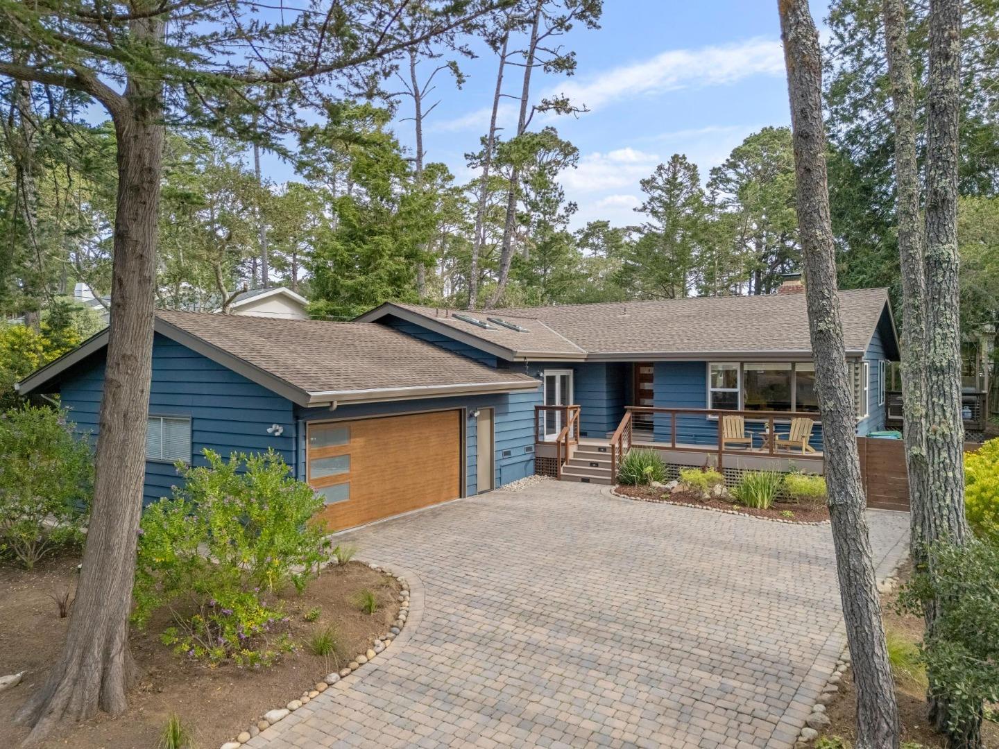 4095 Sunset Lane