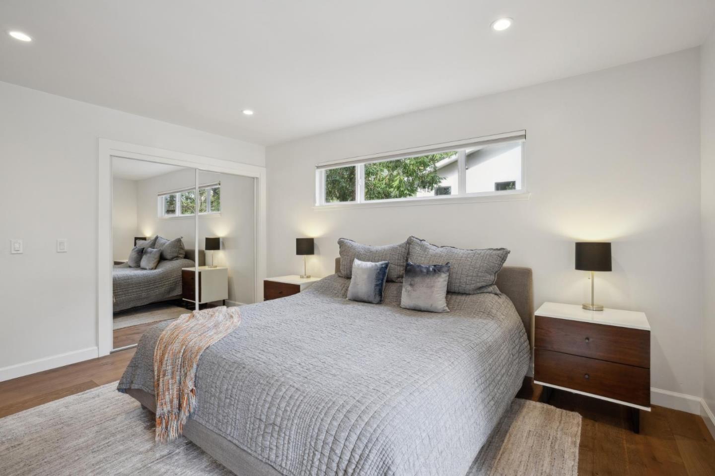 4095 Sunset Lane
