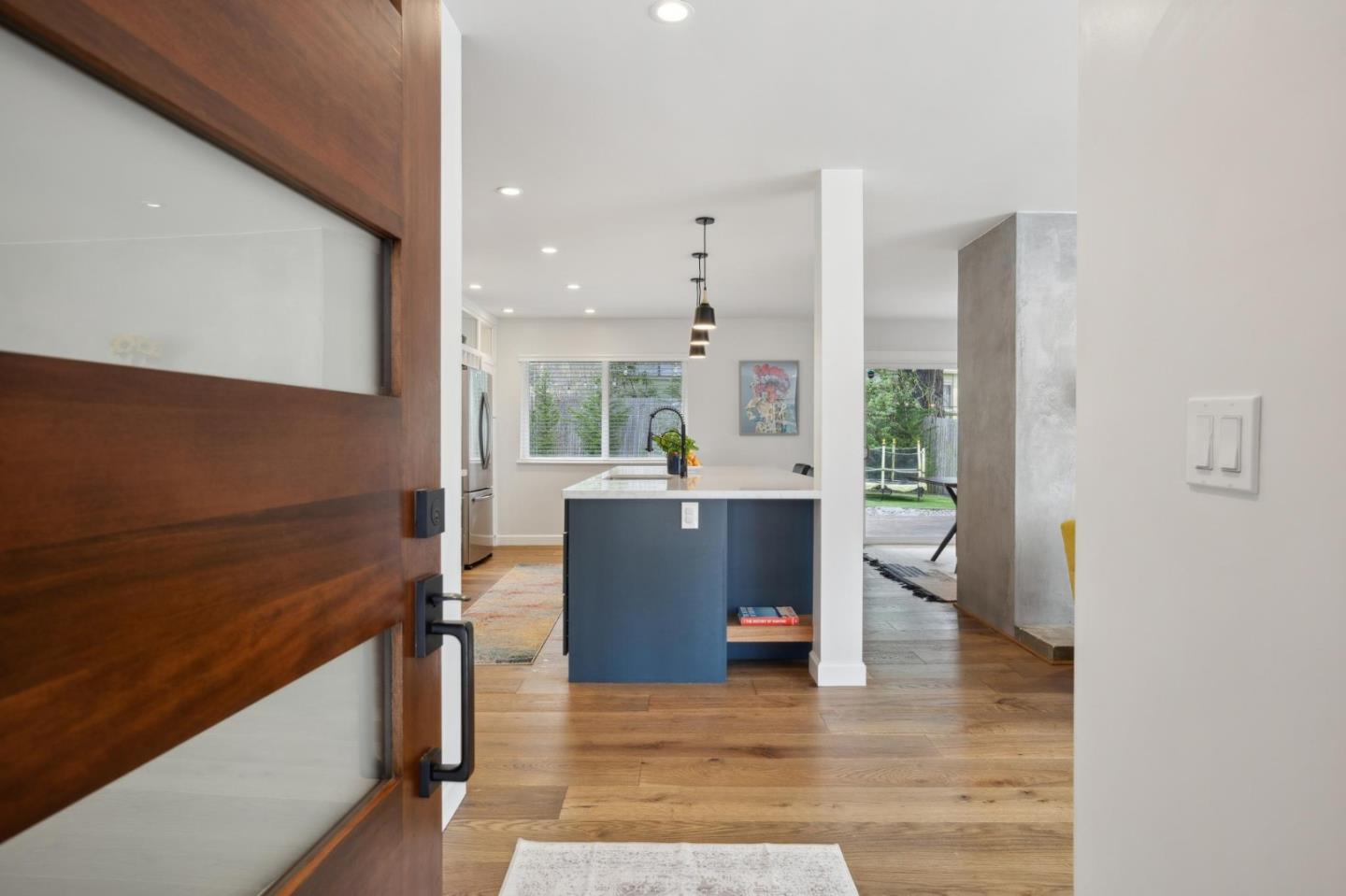4095 Sunset Lane