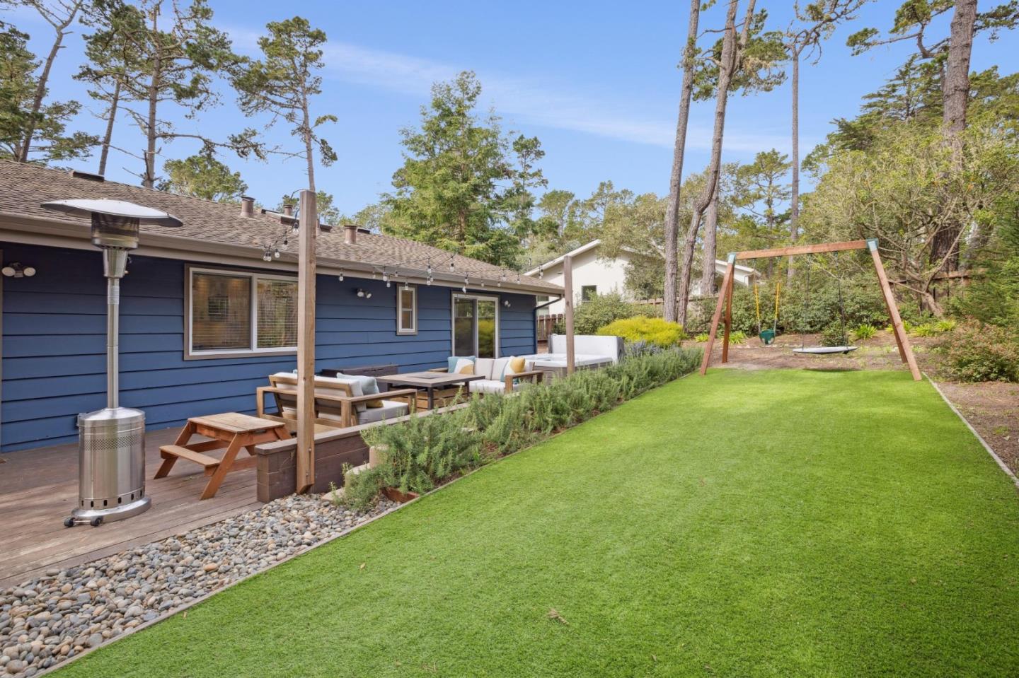 4095 Sunset Lane