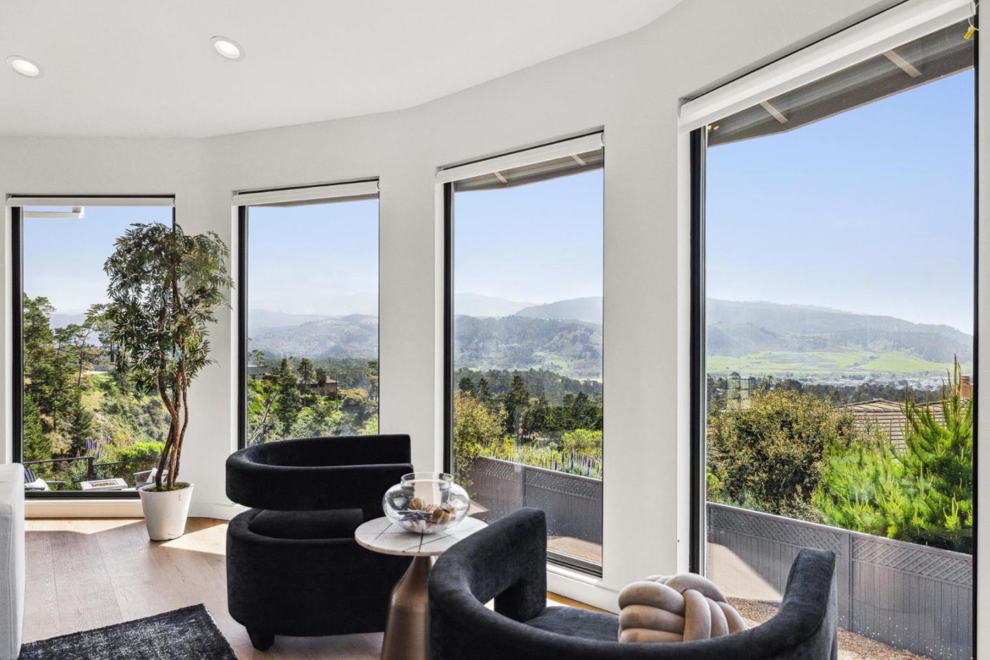 24865 Outlook Drive
