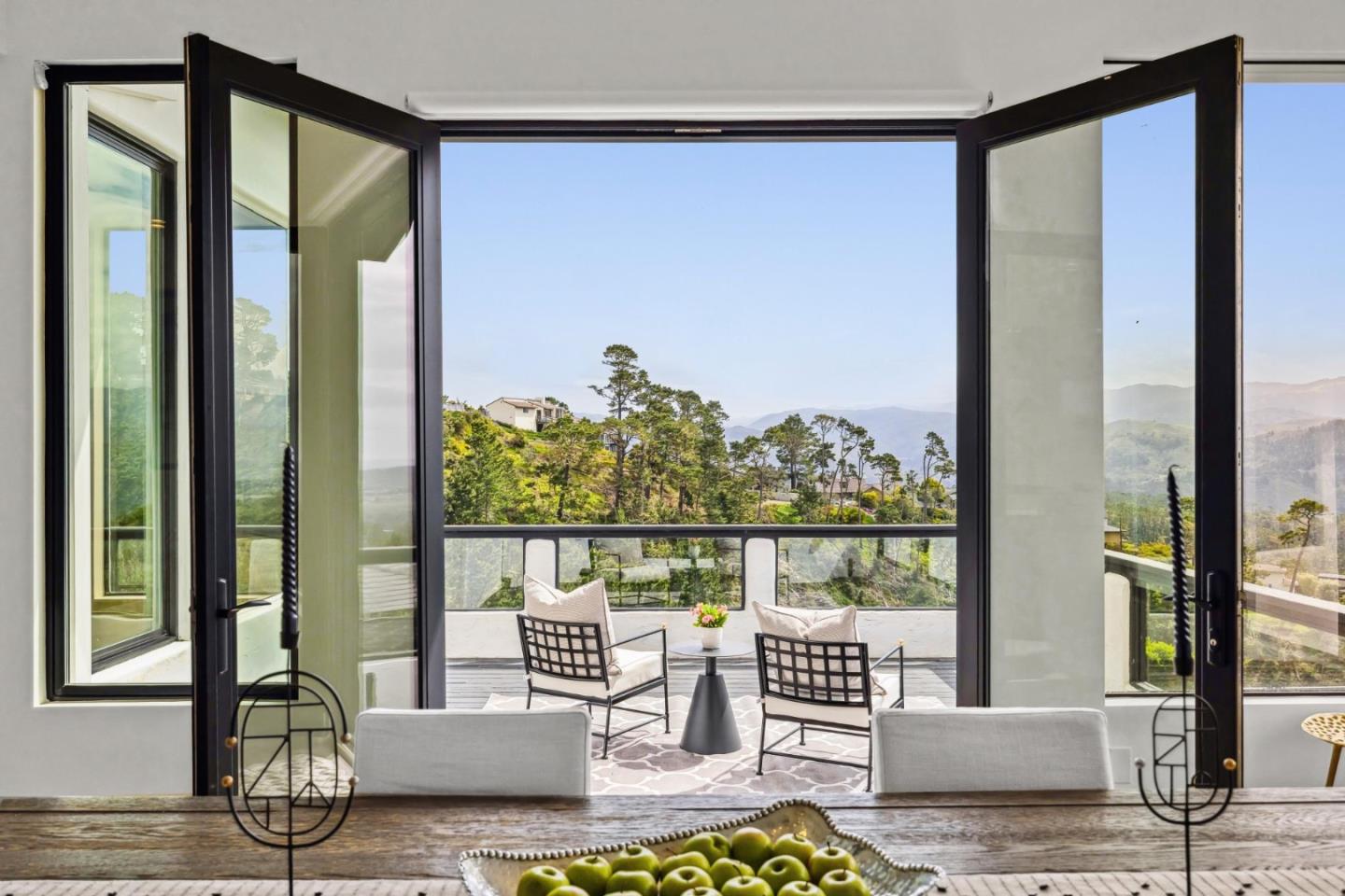 24865 Outlook Drive