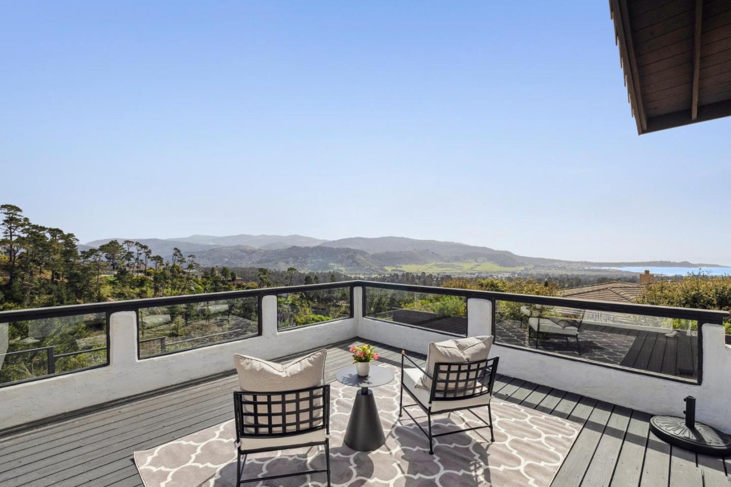 24865 Outlook Drive