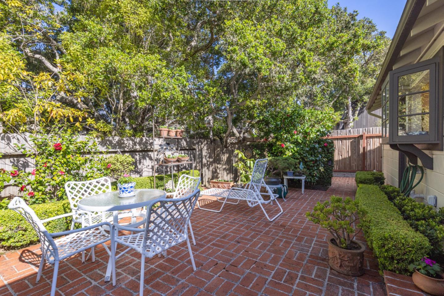 0 Lincoln 3 NW of 11th