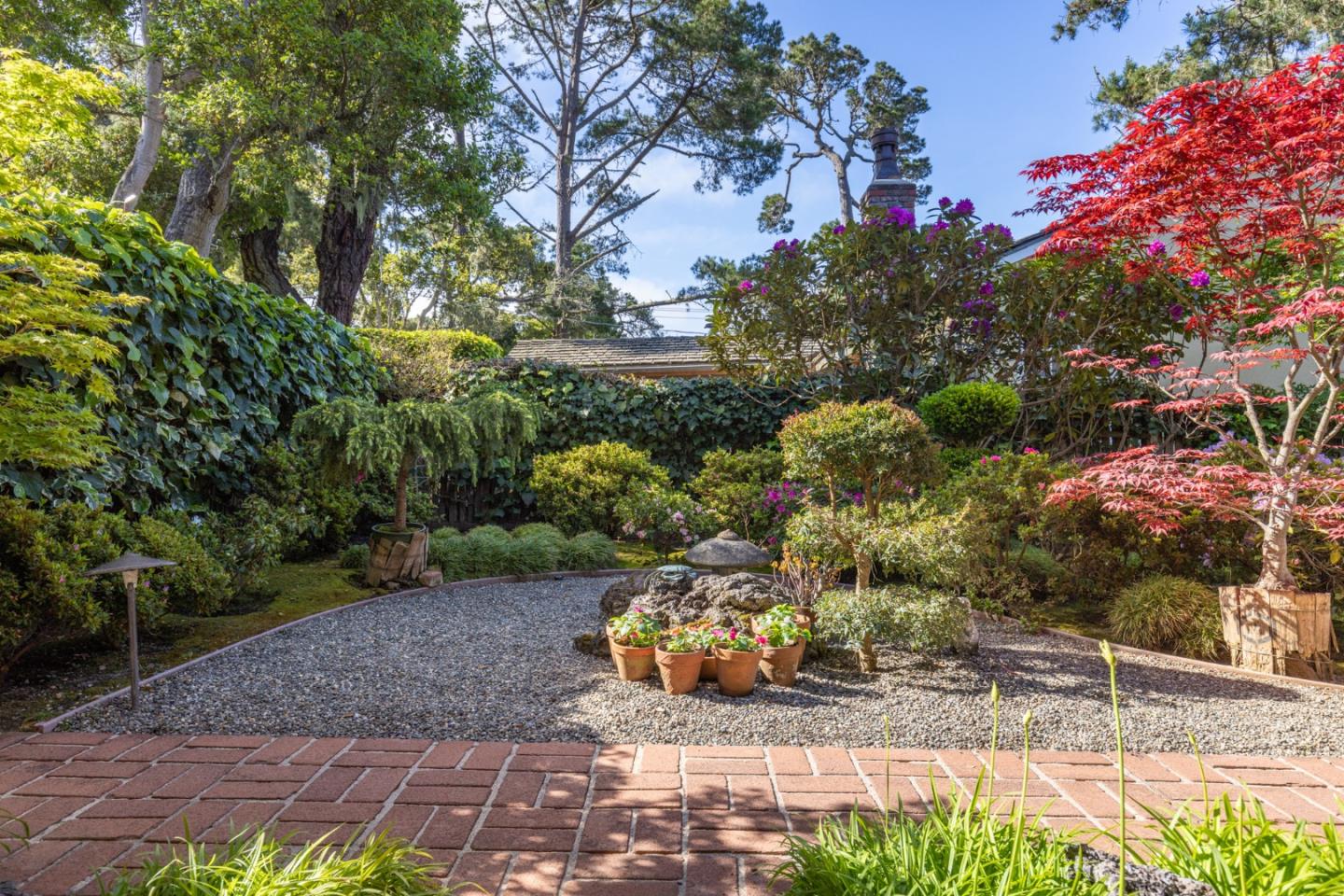 0 Lincoln 3 NW of 11th