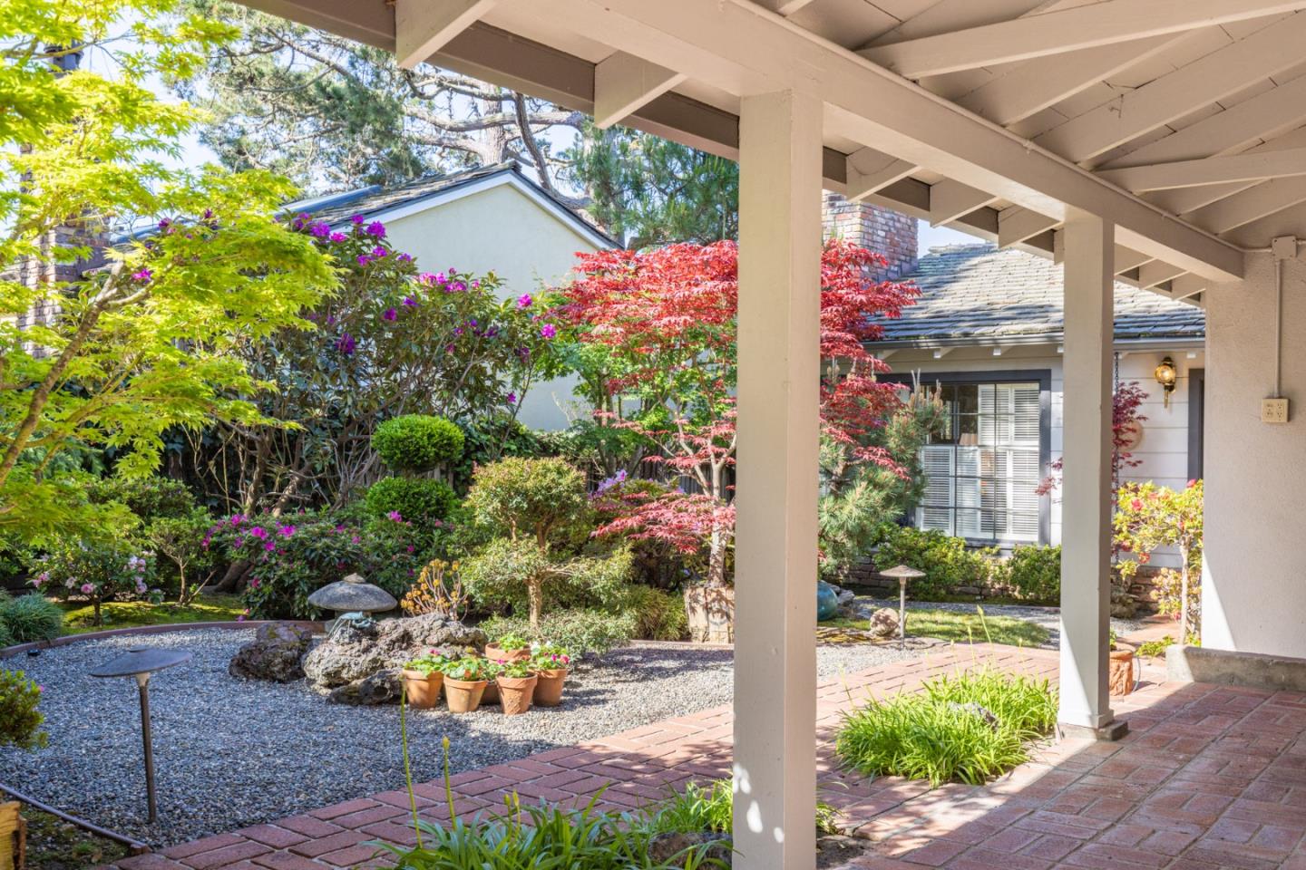 0 Lincoln 3 NW of 11th