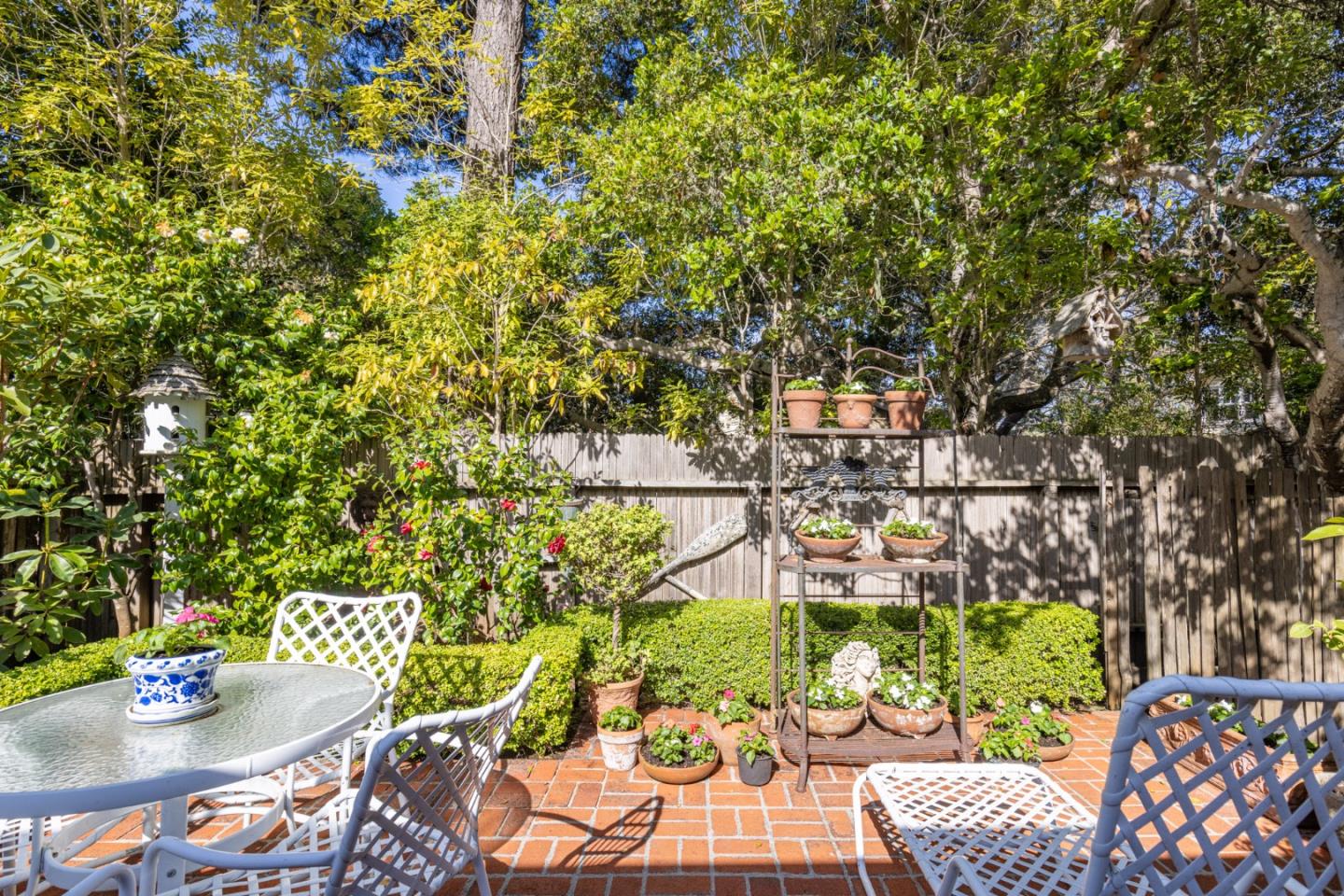 0 Lincoln 3 NW of 11th