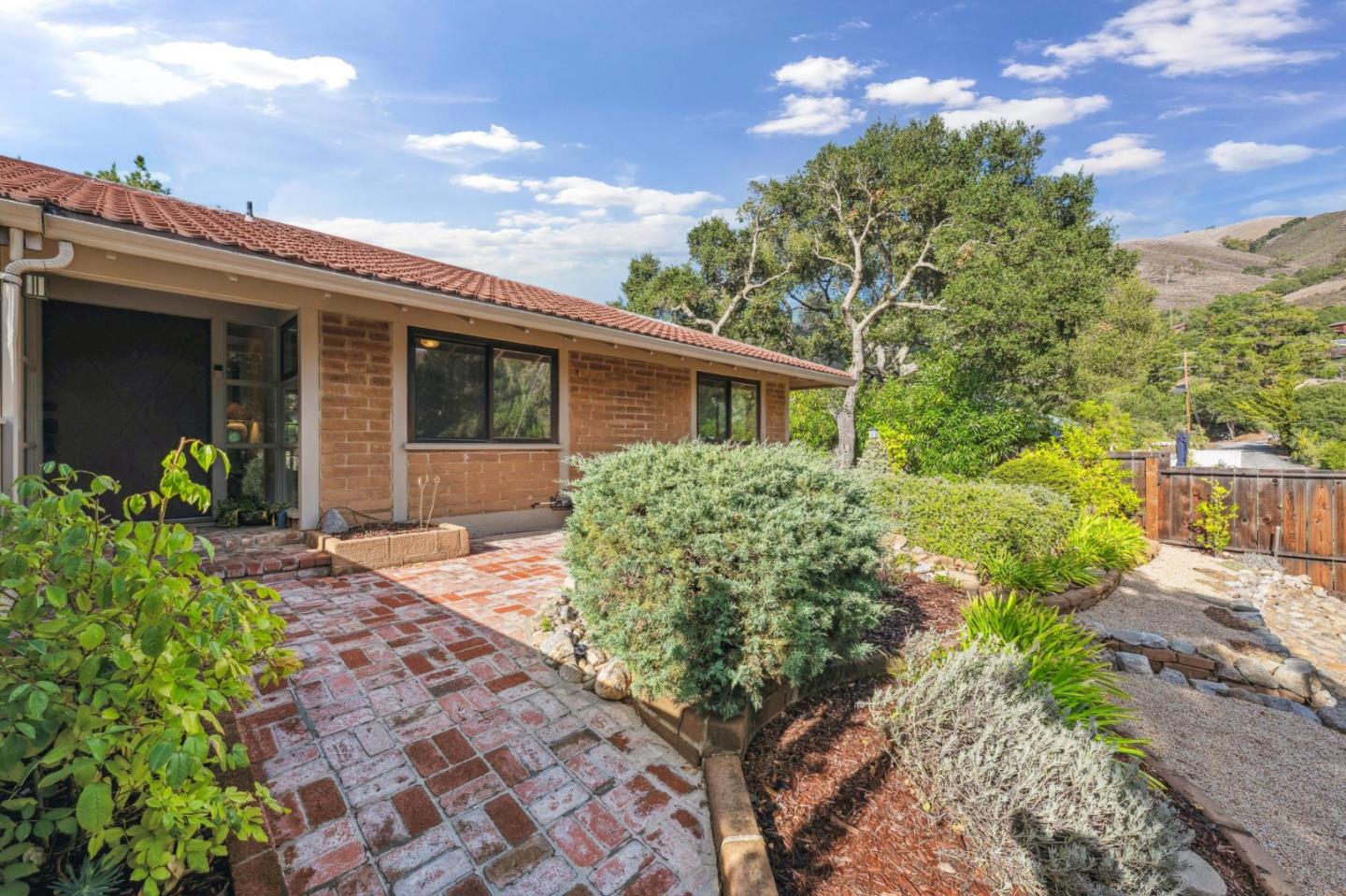 760 Country Club Drive