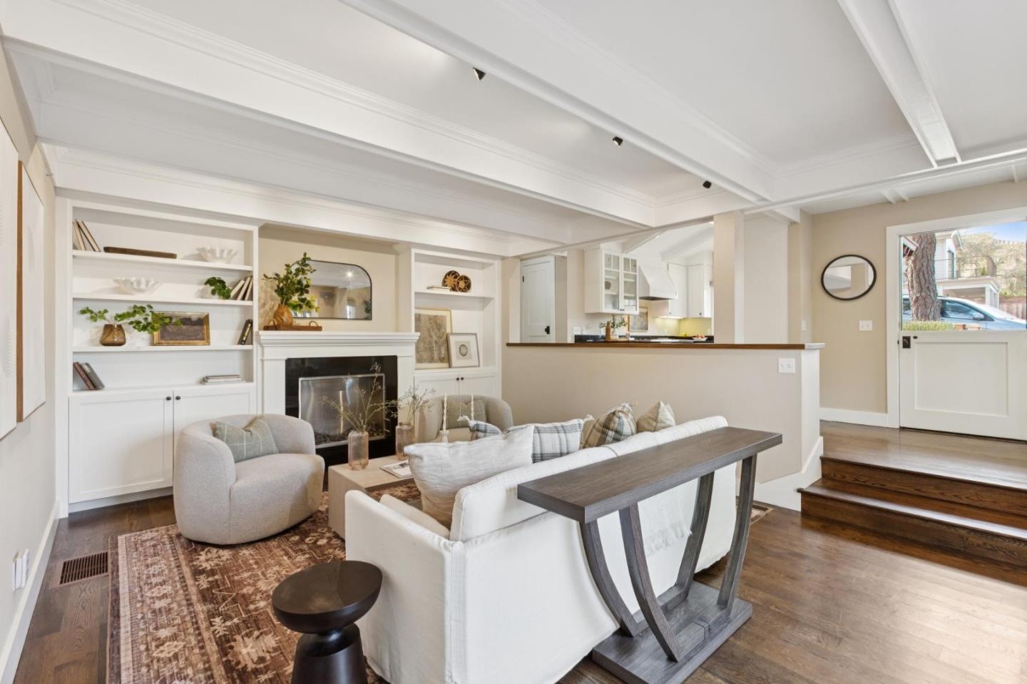 331 5th AVE