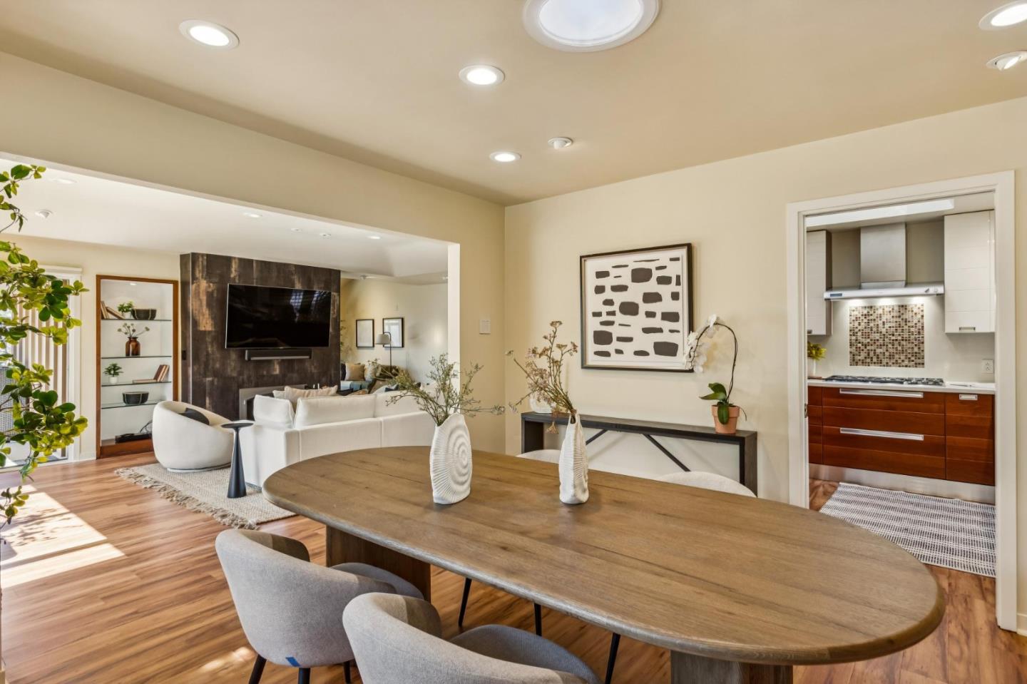 159 Del Mesa Carmel 159