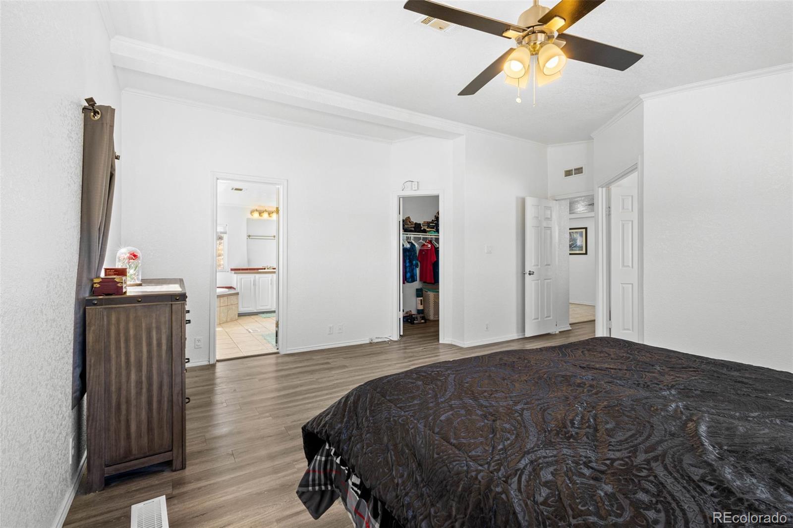 1381 Valley Drive