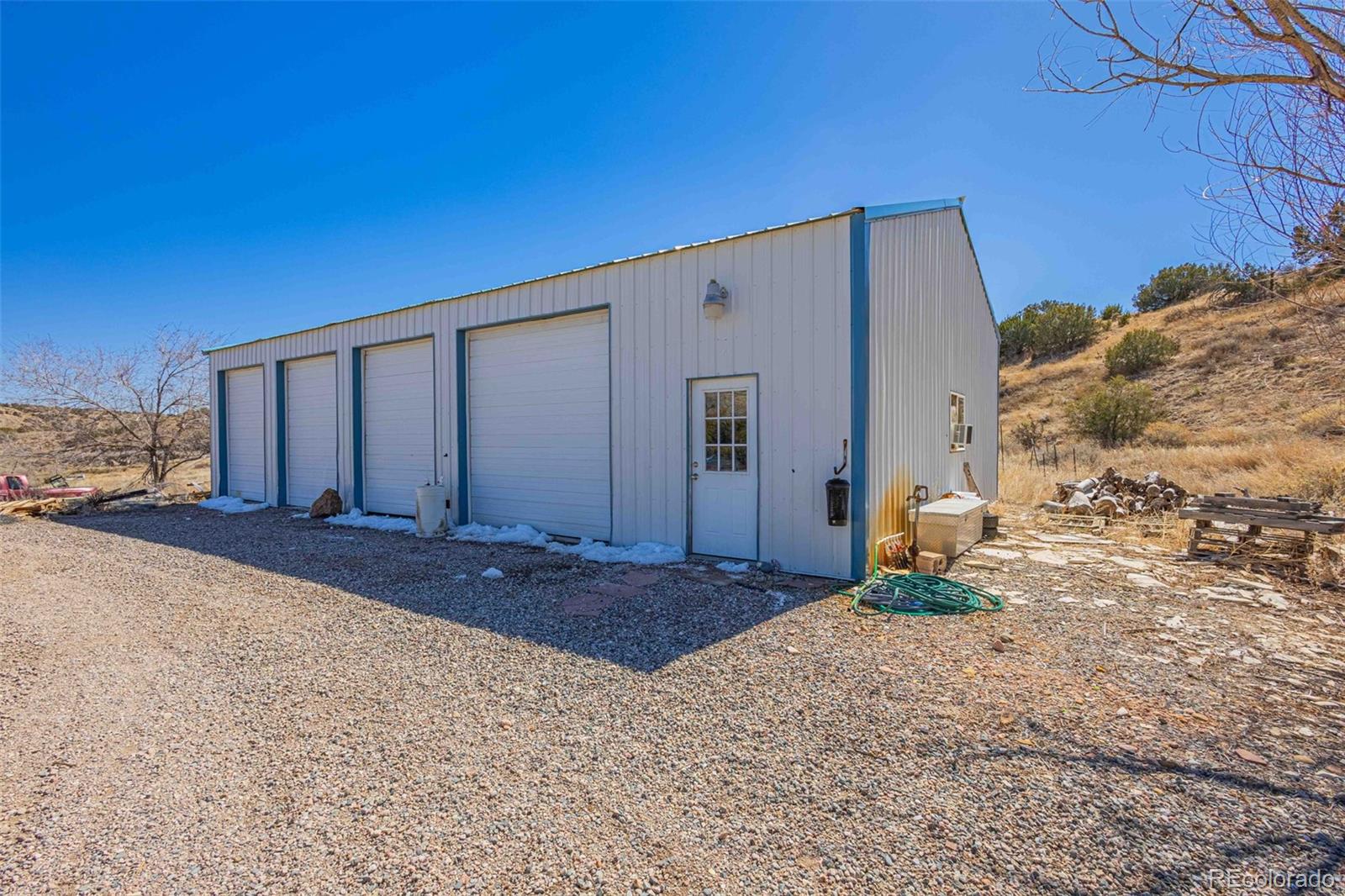 1381 Valley Drive