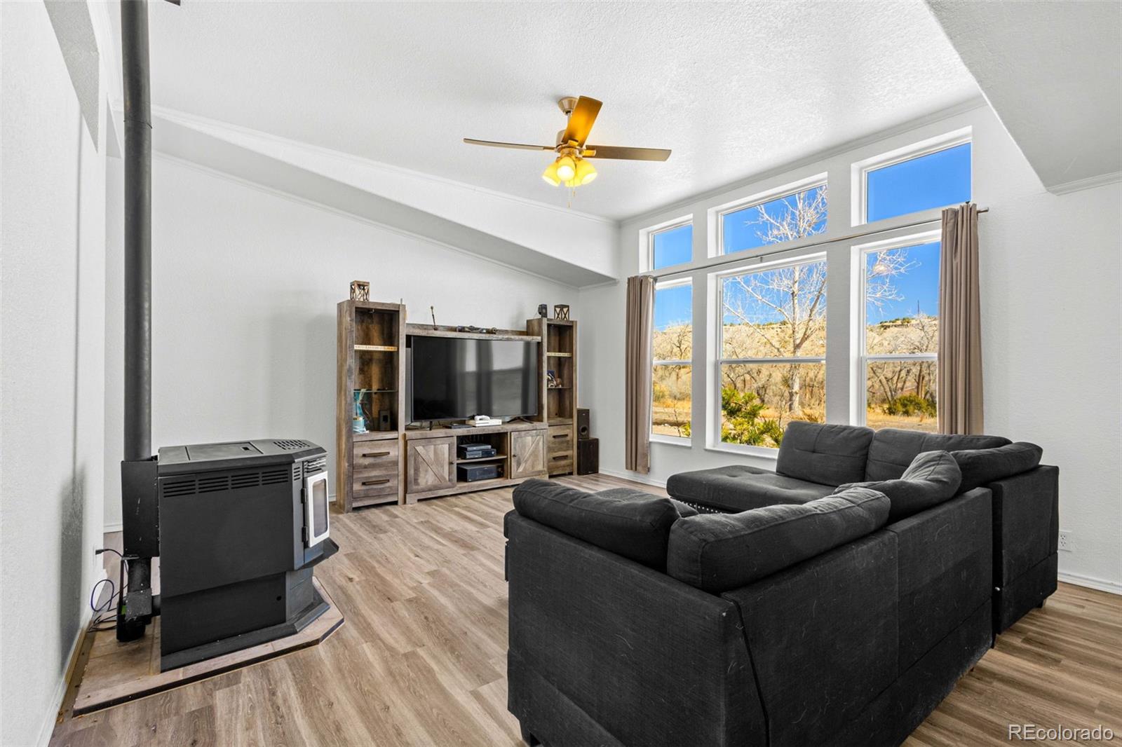 1381 Valley Drive