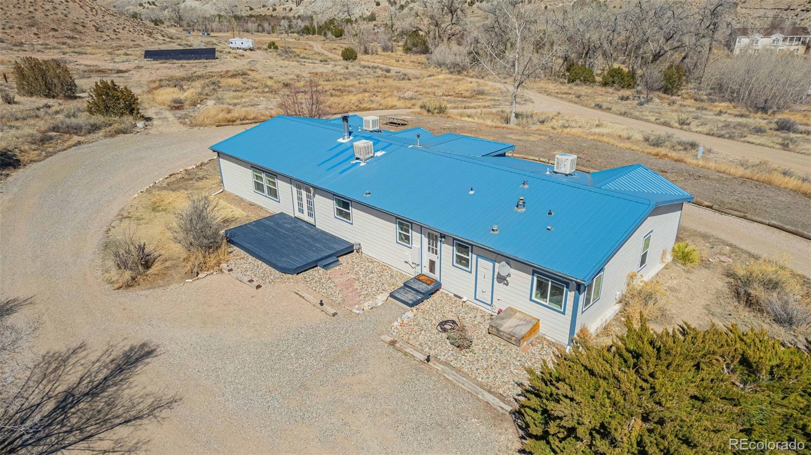 1381 Valley Drive
