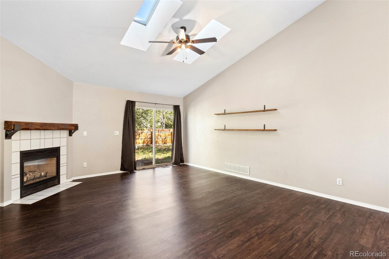 835 Hayloft Lane