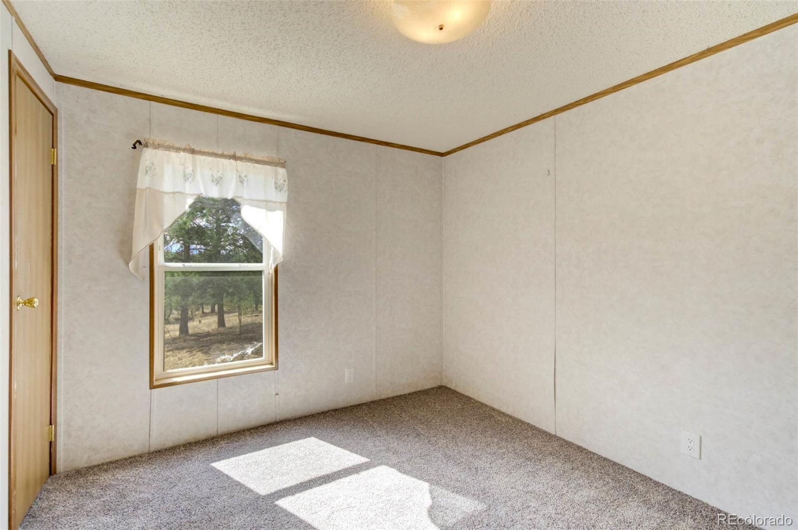 1360 Kiowa Road