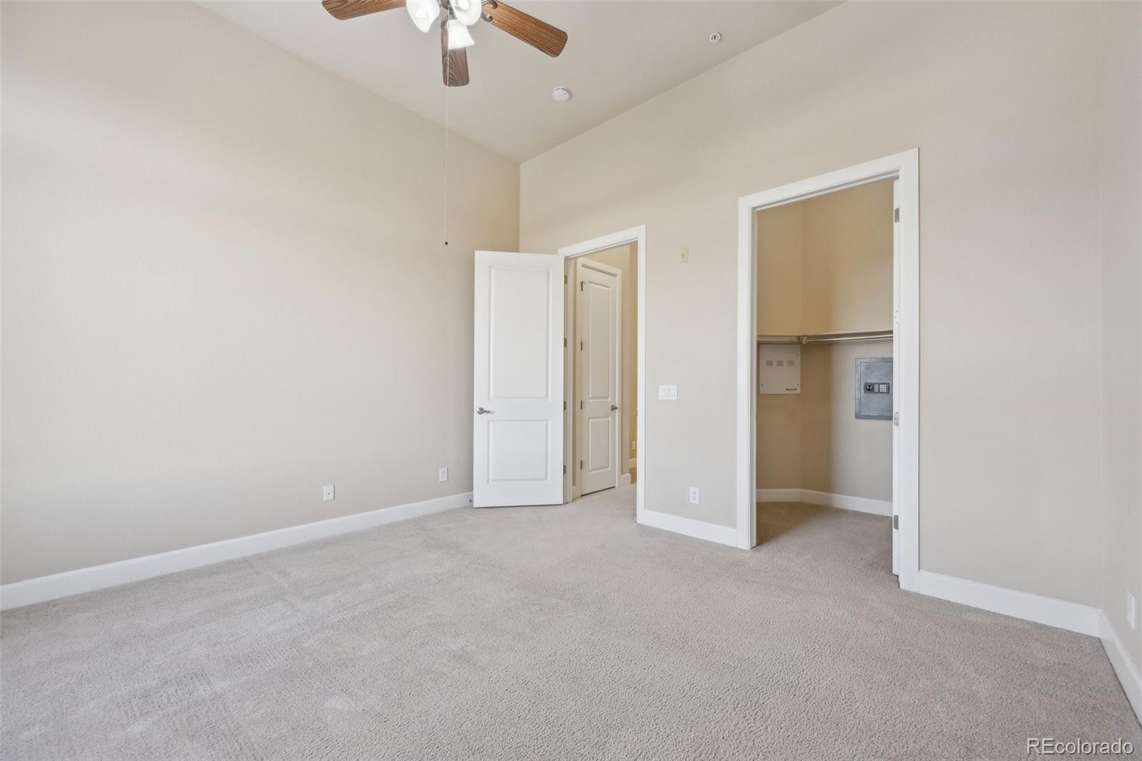 307 Inverness Way S Unit: 307