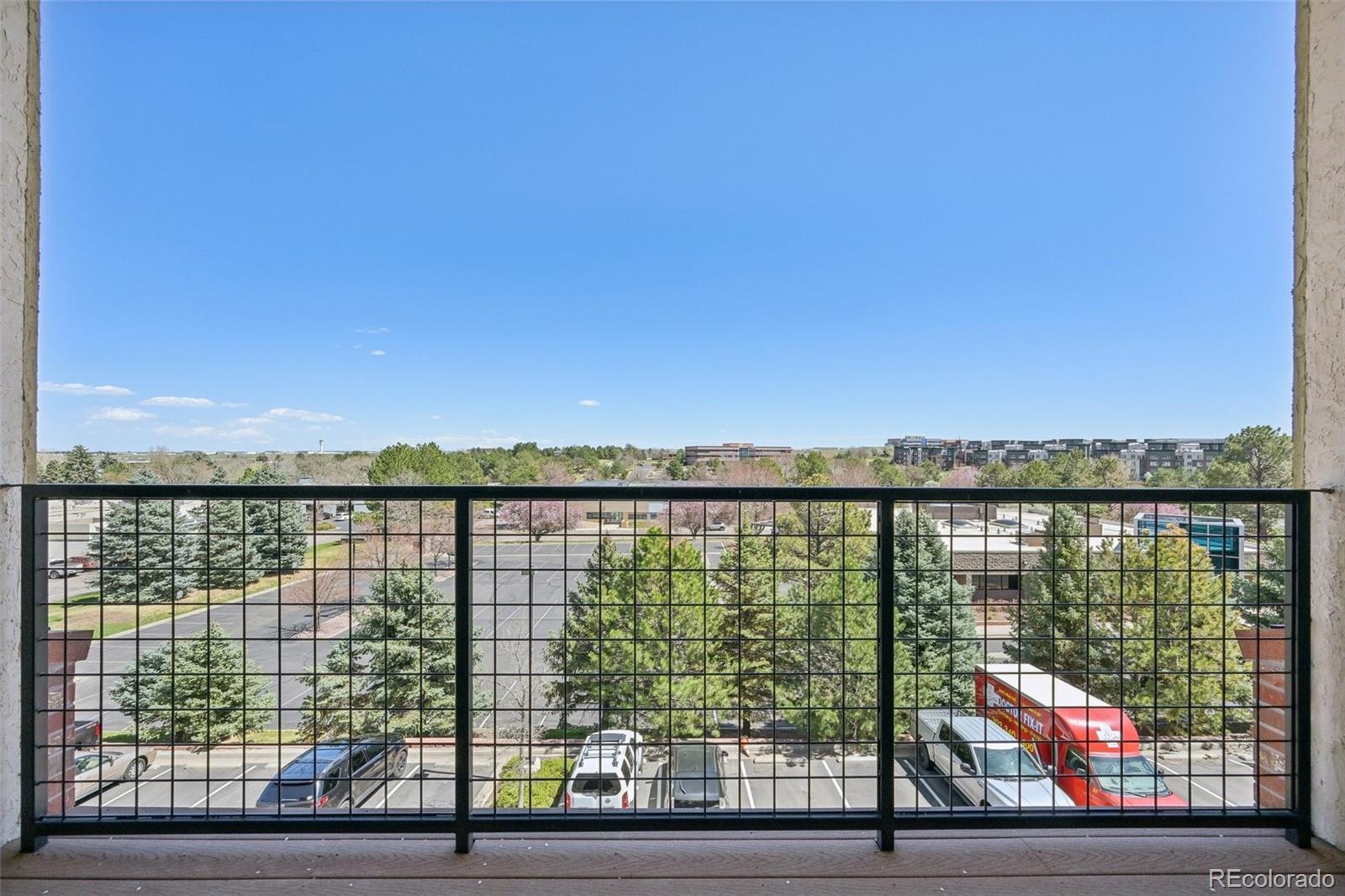 307 Inverness Way S Unit: 307