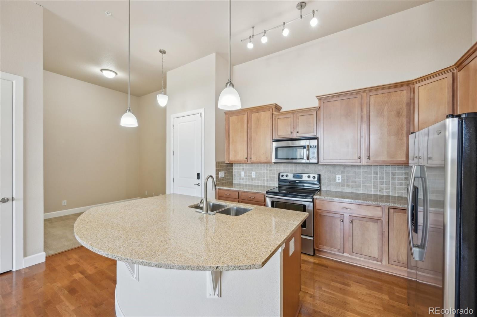 307 Inverness Way S Unit: 307