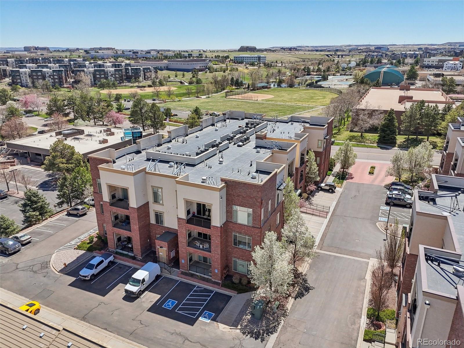 307 Inverness Way S Unit: 307