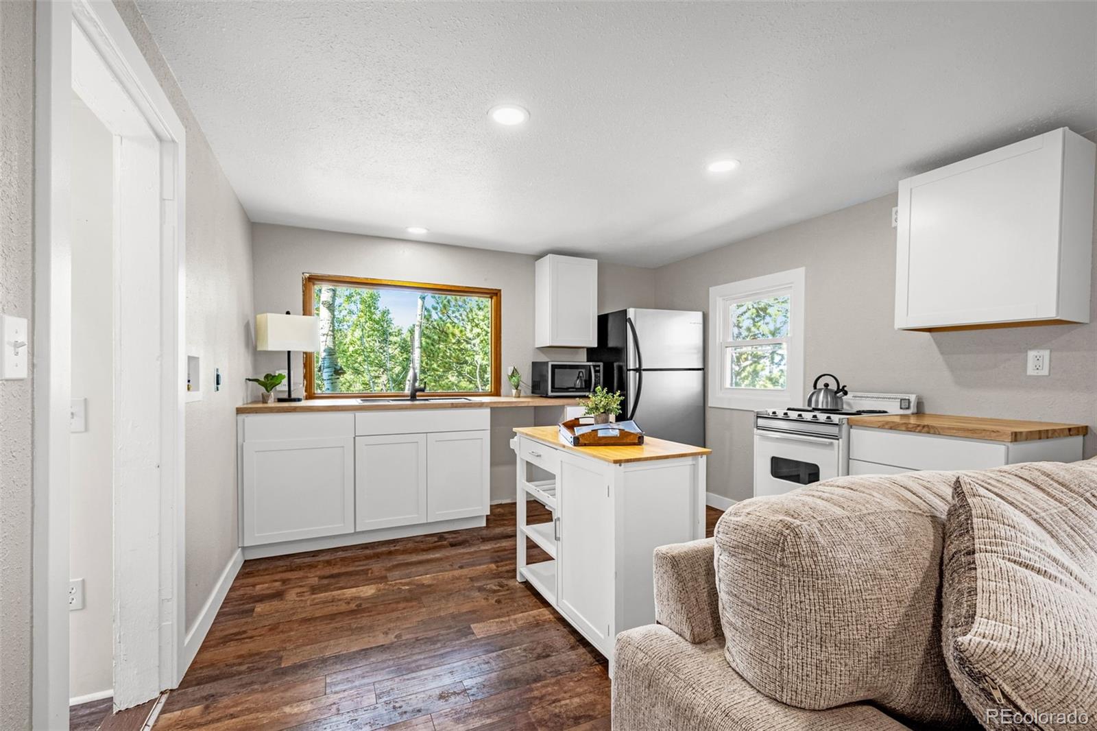 157 Alpine Road