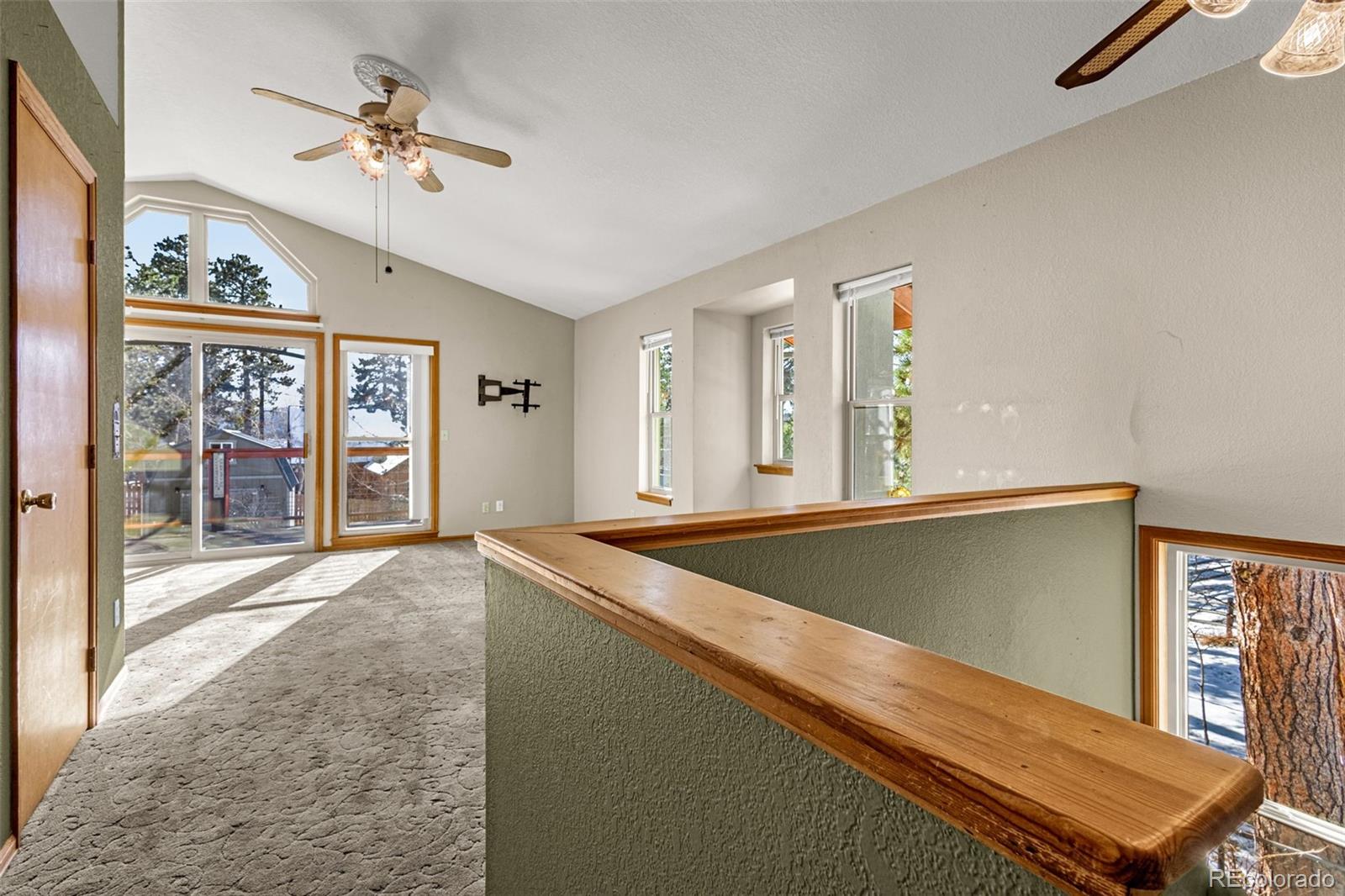 315 E Gunnison Avenue