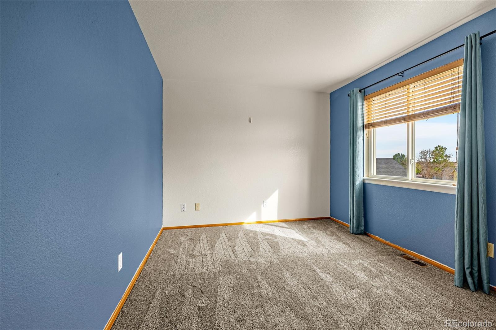 5663 Mesa Mountain Way