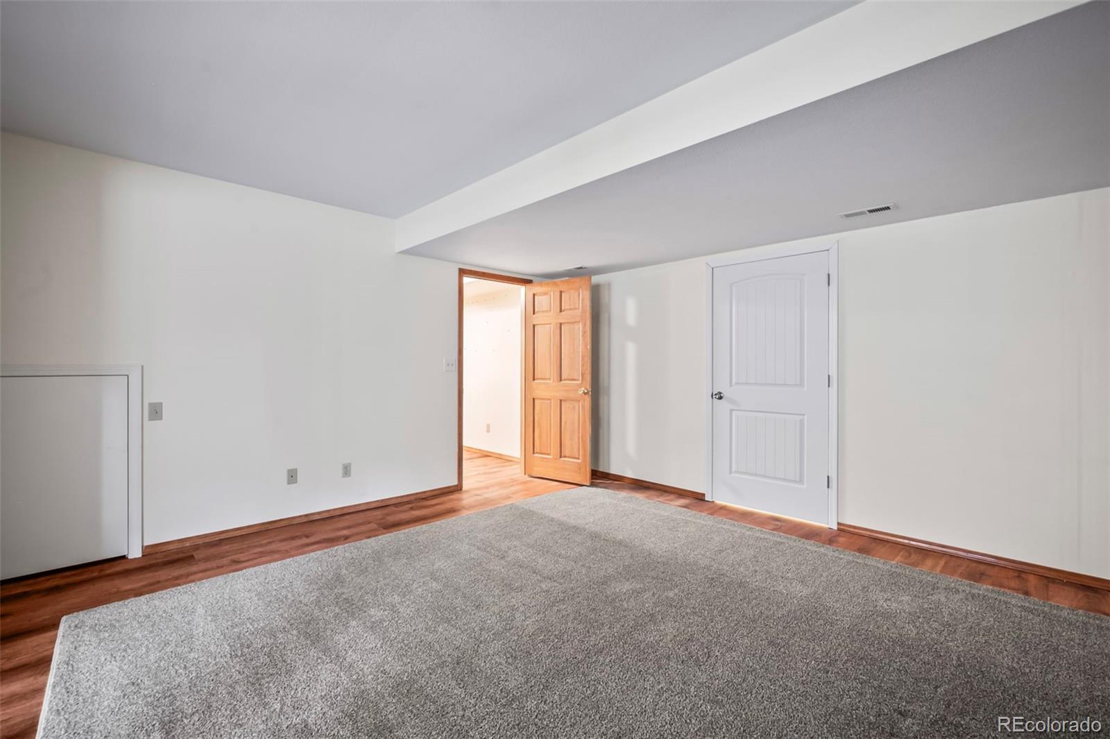 8180 Tannenbaum Road