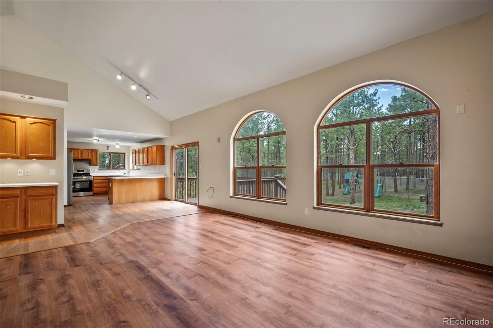 8180 Tannenbaum Road