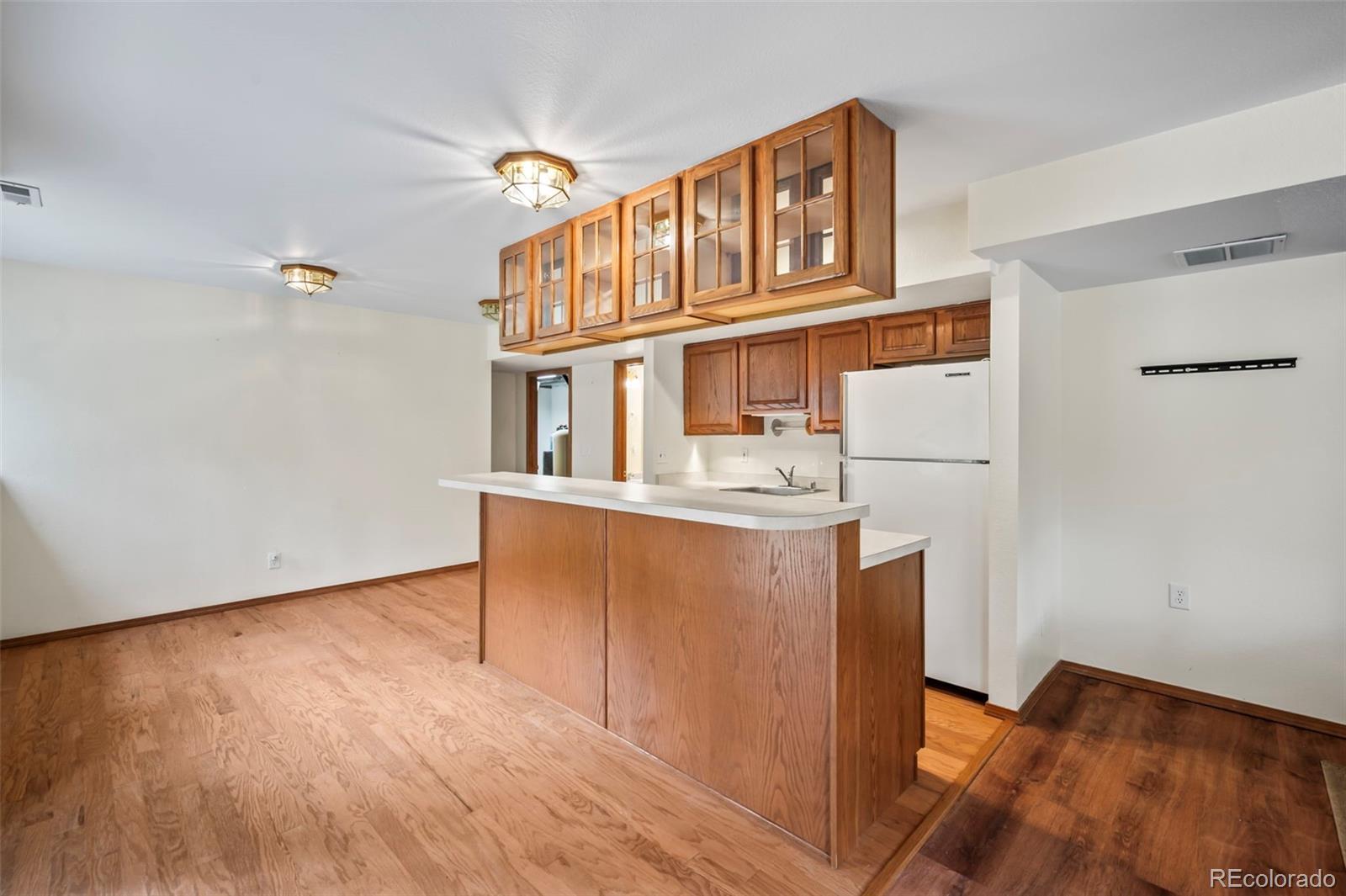 8180 Tannenbaum Road