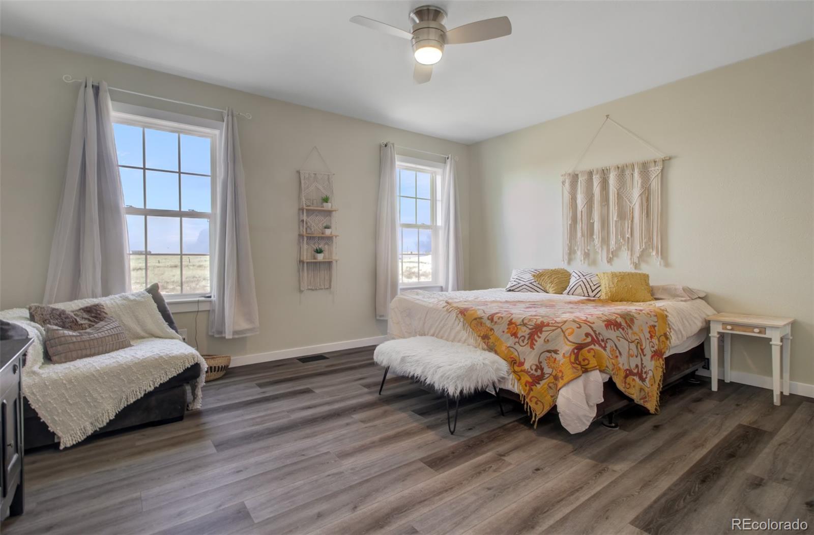 21689 Leona Homestead View