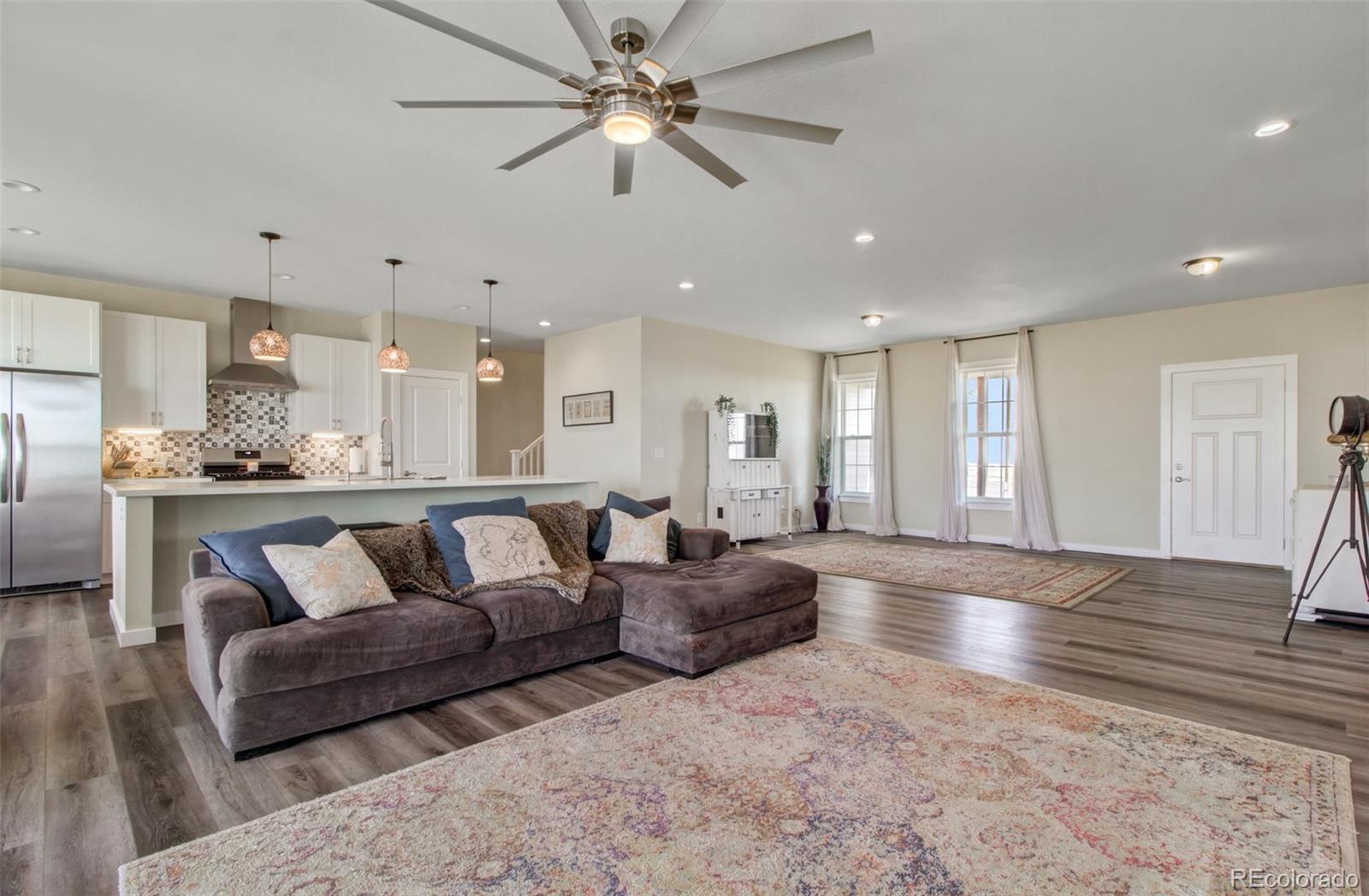 21689 Leona Homestead View